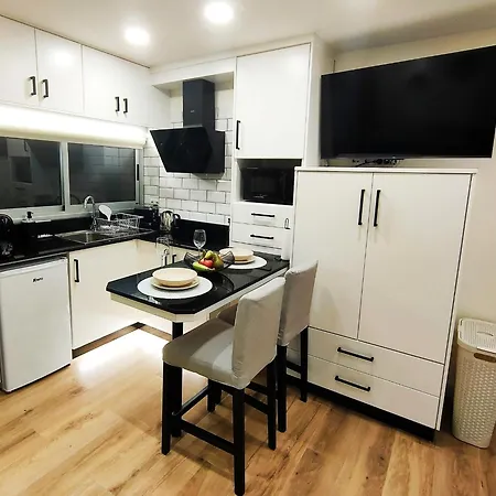 J&j - El Polvorin Apartment *